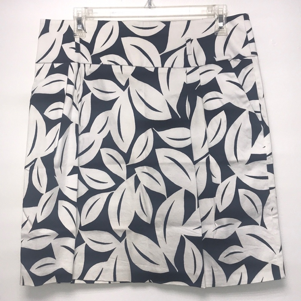 New York and company skirt